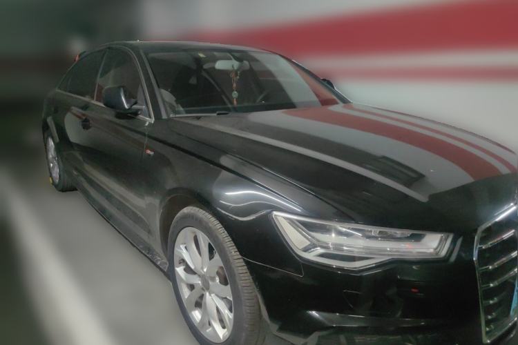 Used Audi A6L 2018 35 TFSI Collector's Edition Front Right 45 Deg