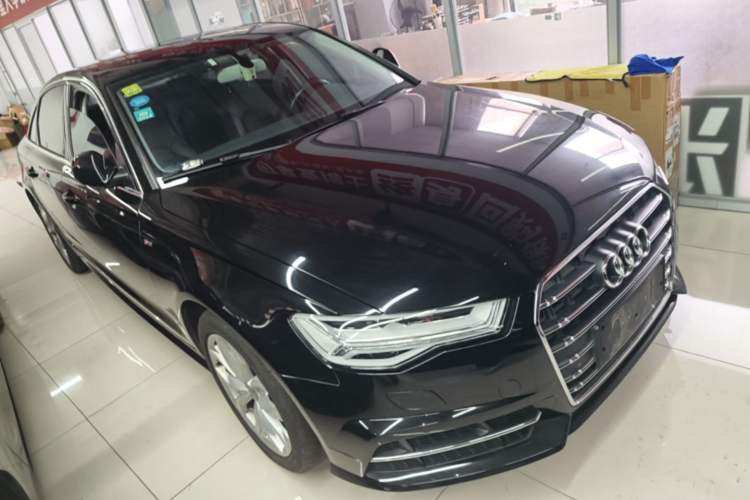 Used Audi A6L 2018 30th Anniversary Edition 35 TFSI Fashion Model Front Right 45 Deg