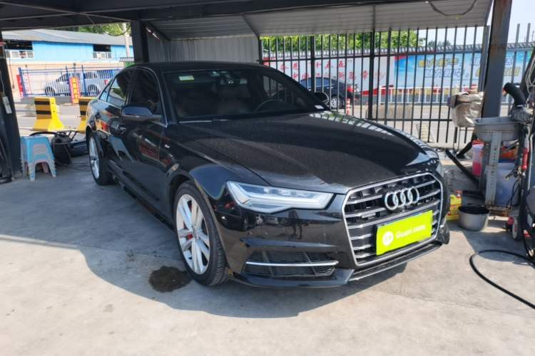Used Audi A6L 2018 30th Anniversary Edition 45 TFSI quattro Sport model Front Right 45 Deg