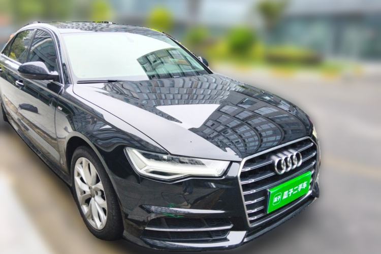 Used Audi A6L 2018 30th Anniversary Edition 35 TFSI Fashion Model Front Right 45 Deg