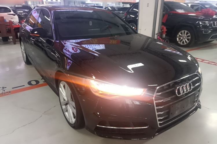 Used Audi A6L 2018 30th Anniversary Edition 45 TFSI quattro Sport model Front Right 45 Deg