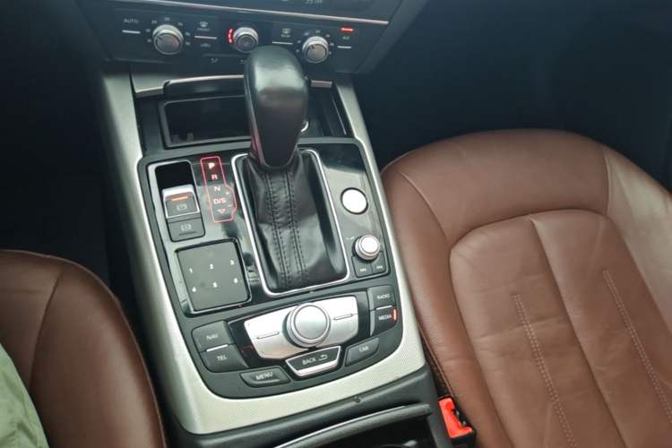 Used Audi A6L 2018 35 TFSI Collector's Edition Gear Lever
