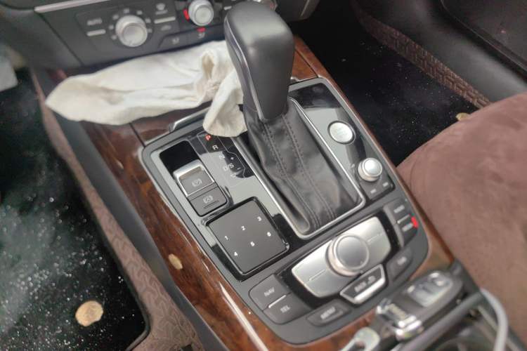 Used Audi A6L 2018 35 TFSI Collector's Edition Gear Lever