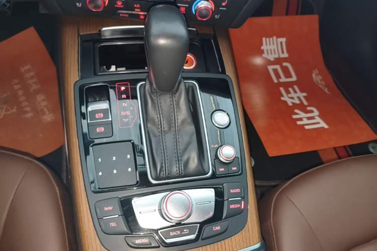 Used Audi A6L 2018 30th Anniversary Edition 30 FSI Style Model Gear Lever