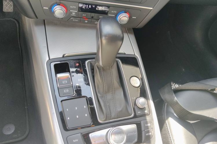 Used Audi A6L 2018 30th Anniversary Edition 35 TFSI Sport Edition Gear Lever