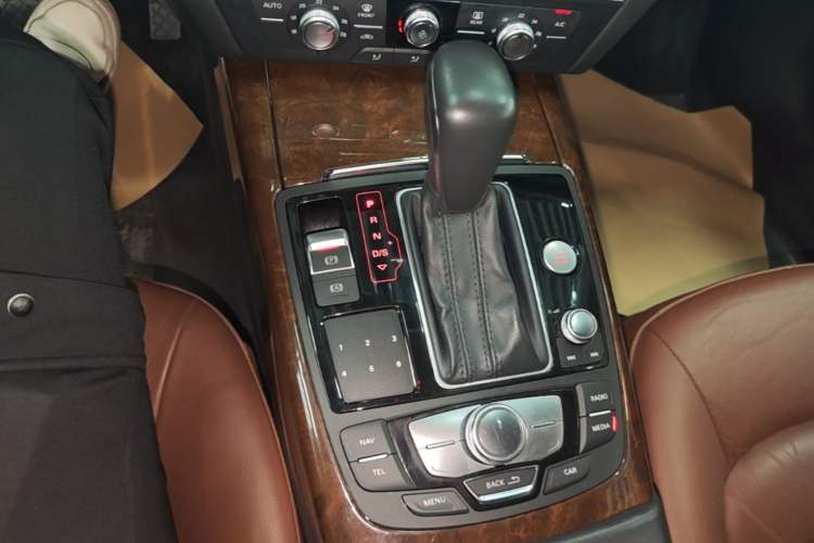 Used Audi A6L 2018 35 TFSI Collector's Edition Gear Lever