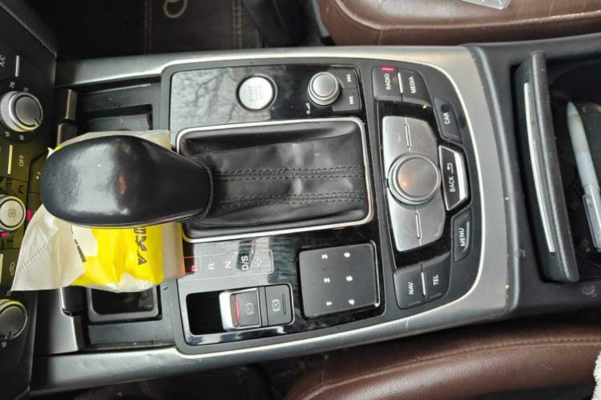 Used Audi A6L 2018 30th Anniversary Edition TFSI Trendy Model Gear Lever