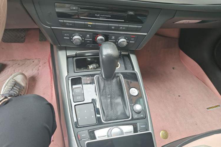 Used Audi A6L 2018 35 TFSI Collector's Edition Gear Lever