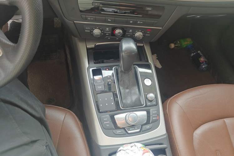Used Audi A6L 2018 35 TFSI Collector's Edition Gear Lever