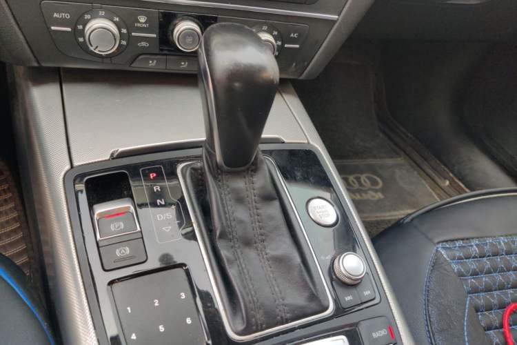 Used Audi A6L 2018 30th Anniversary Edition TFSI Trendy Model Gear Lever