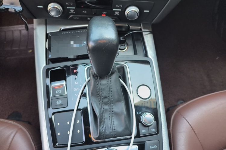 Used Audi A6L 2018 30th Anniversary Edition 35 TFSI Sport Edition Gear Lever