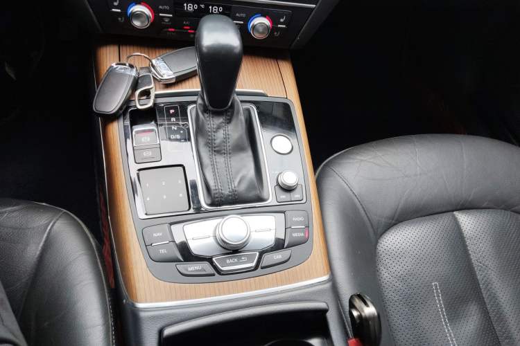 Used Audi A6L 2018 30 FSI Collector's Edition Gear Lever