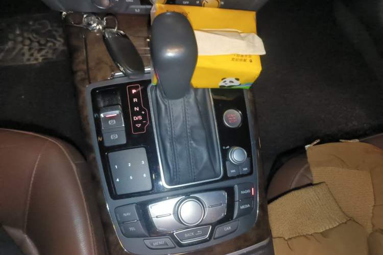 Used Audi A6L 2018 35 TFSI Collector's Edition Gear Lever