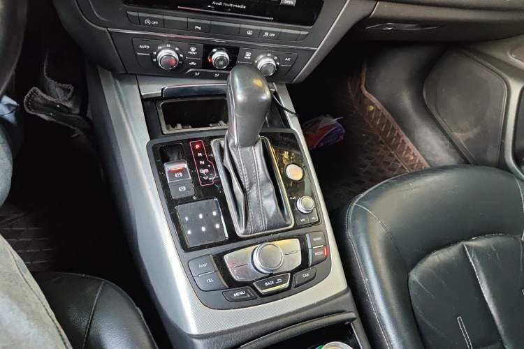 Used Audi A6L 2018 30th Anniversary Edition TFSI Trendy Model Gear Lever