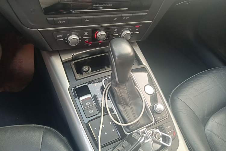 Used Audi A6L 2018 35 TFSI Collector's Edition Gear Lever