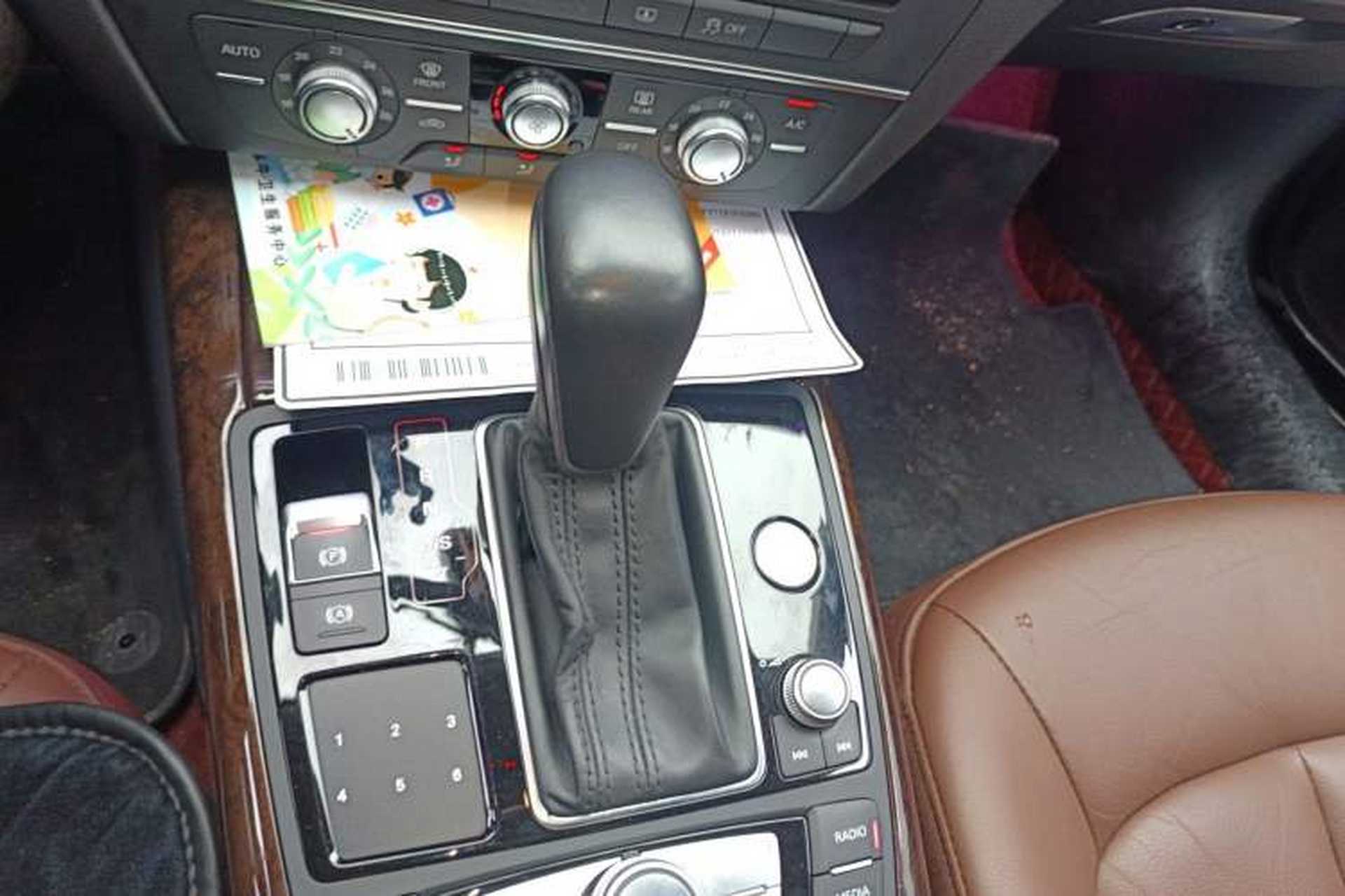 Used Audi A6L 2018 30th Anniversary Edition TFSI Trendy Model Gear Lever