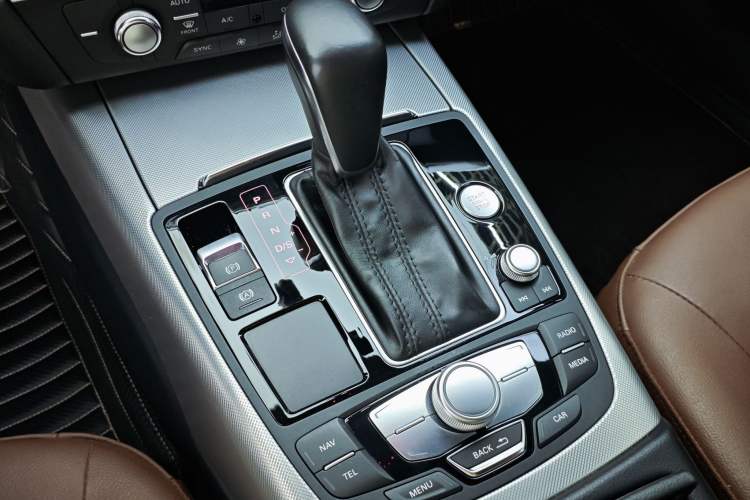 Used Audi A6L 2018 35 TFSI Collector's Edition Gear Lever