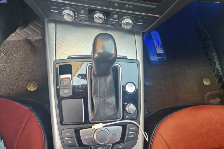 Used Audi A6L 2018 30th Anniversary Edition 35 TFSI Sport Edition Gear Lever