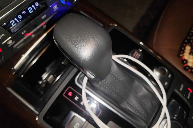Used Audi A6L 2018 30th Anniversary Edition 35 TFSI Sport Edition Gear Lever