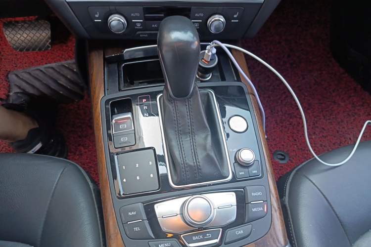 Used Audi A6L 2018 35 TFSI Collector's Edition Gear Lever