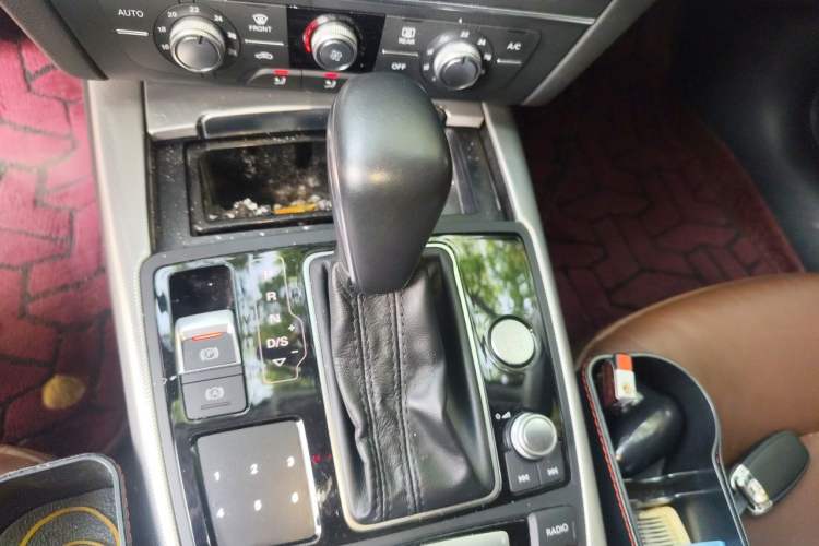Used Audi A6L 2018 35 TFSI Collector's Edition Gear Lever