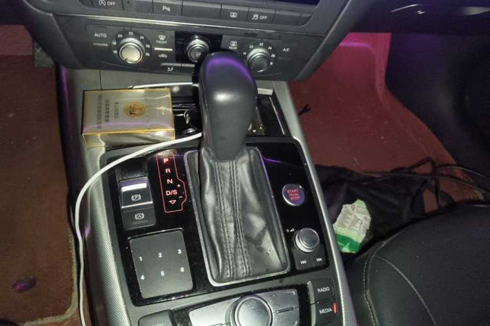 Used Audi A6L 2018 35 TFSI Collector's Edition Gear Lever