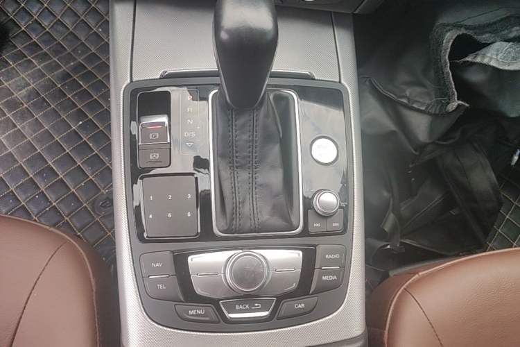 Used Audi A6L 2018 35 TFSI Collector's Edition Gear Lever
