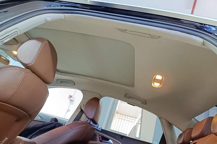 Used Audi A6L  Headliner