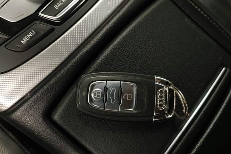 Used Audi A6L 2018 30th Anniversary Edition 35 TFSI Fashion Model Interior 1