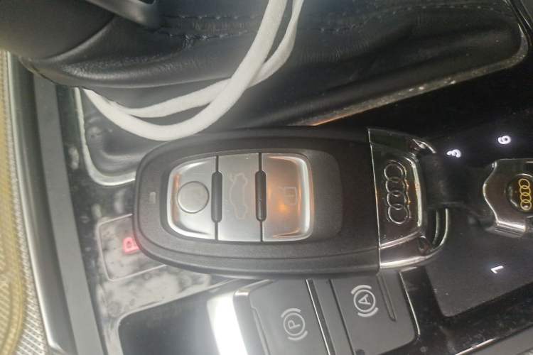 Used Audi A6L 2018 30th Anniversary Edition 35 TFSI Fashion Model Interior 1