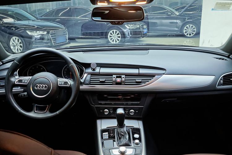 Used Audi A6L 2018 30th Anniversary Edition 35 TFSI Sport Edition Interior 1