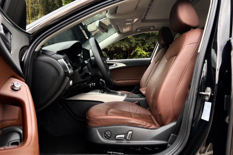 Used Audi A6L 2018 30th Anniversary Edition 35 TFSI Fashion Model Interior 12