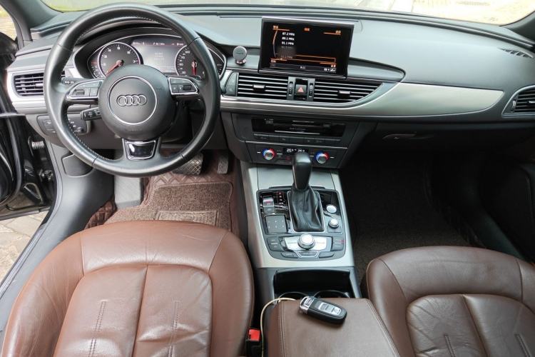 Used Audi A6L 2018 30th Anniversary Edition 35 TFSI Sport Edition Interior 2