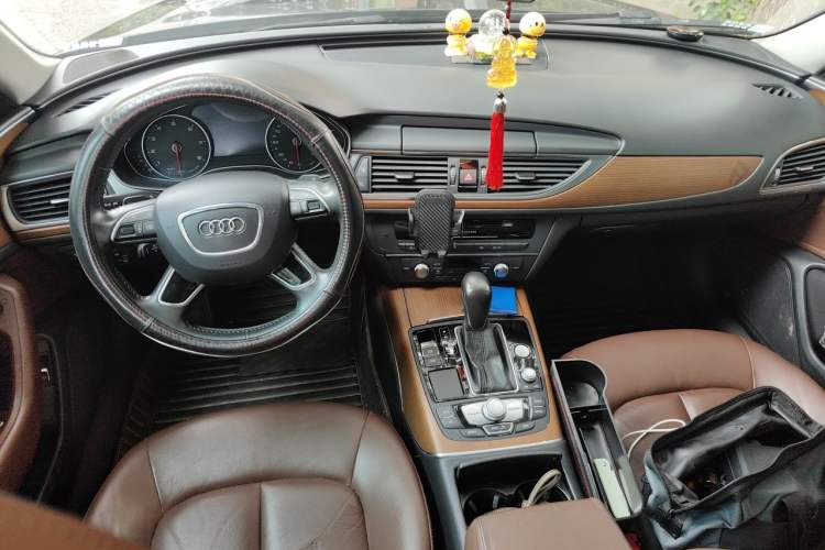 Used Audi A6L 2018 30th Anniversary Edition 30 FSI Style Model Interior 2
