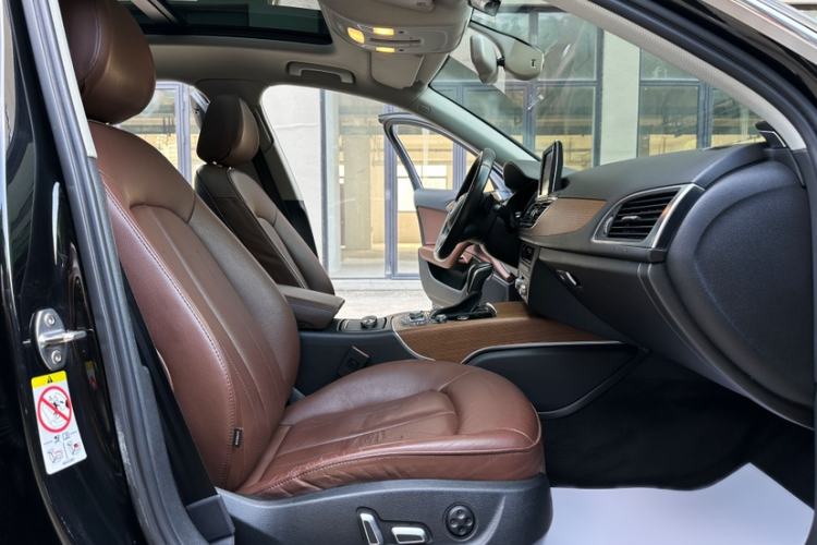Used Audi A6L 2018 30th Anniversary Edition 30 FSI Style Model Interior 2