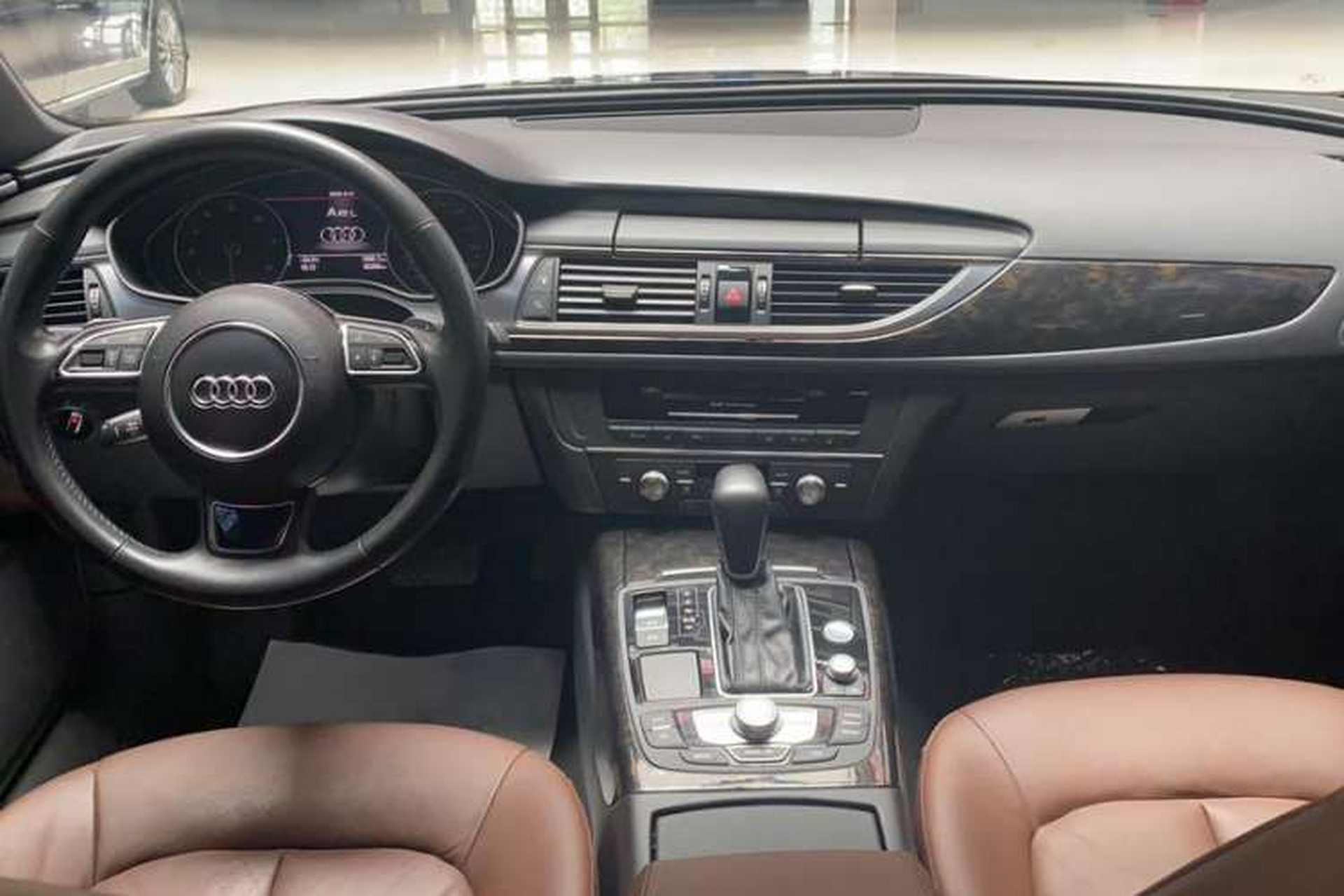Used Audi A6L 2018 30th Anniversary Edition 45 TFSI quattro Sport model Interior 2