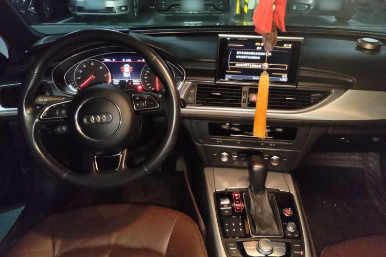 Used Audi A6L 2018 30th Anniversary Edition 35 TFSI Sport Edition Interior 2