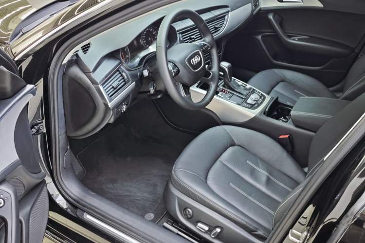 Used Audi A6L 2018 30th Anniversary Edition TFSI Trendy Model Interior 2