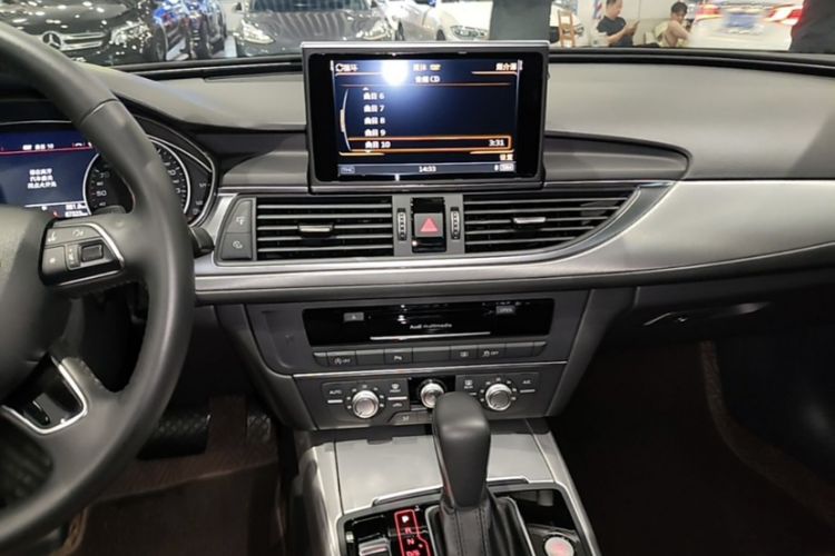 Used Audi A6L 2018 30th Anniversary Edition 35 TFSI Fashion Model Interior 3