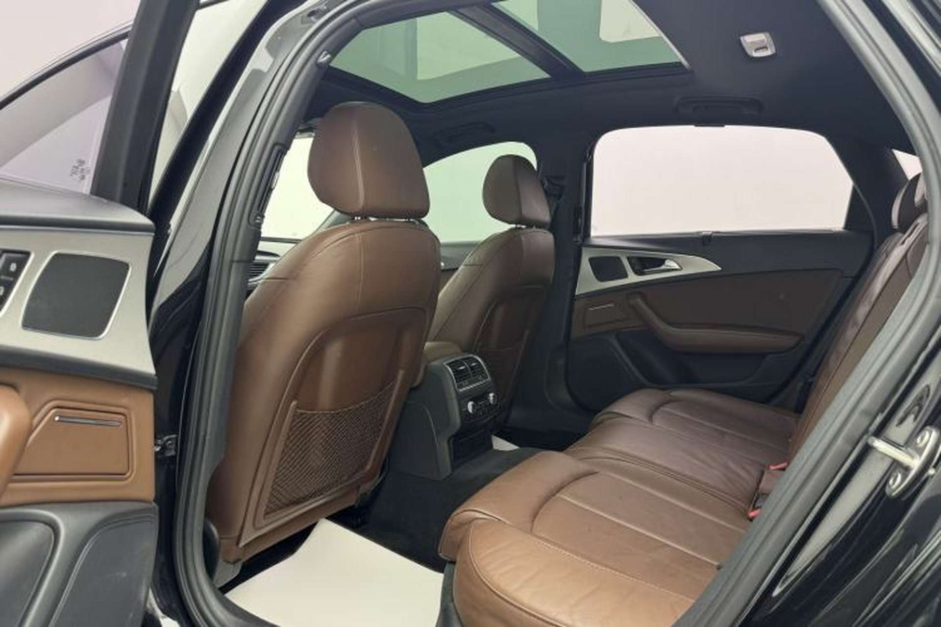 Used Audi A6L 2018 30th Anniversary Edition 45 TFSI quattro Sport model Interior 3