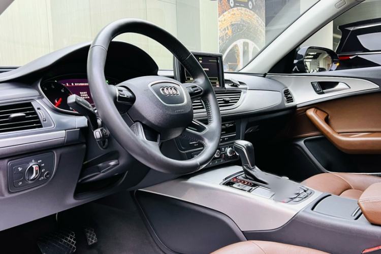 Used Audi A6L 2018 30th Anniversary Edition TFSI Trendy Model Interior 3