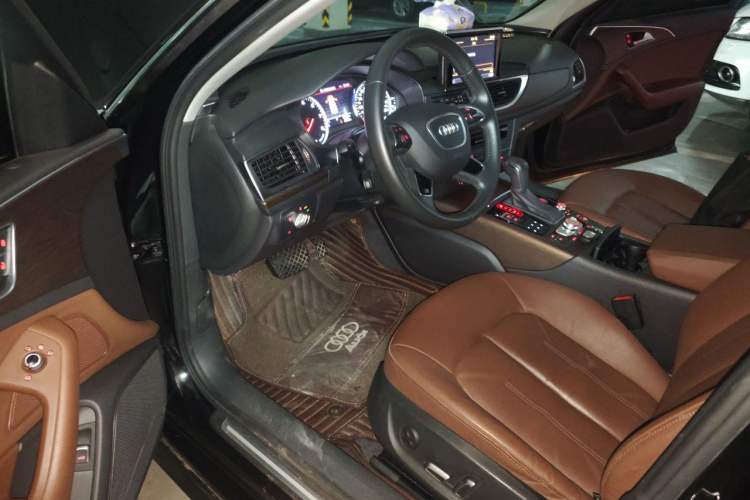 Used Audi A6L 2018 30th Anniversary Edition 35 TFSI Fashion Model Interior 3