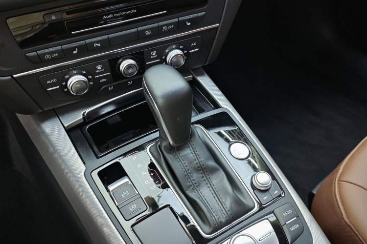 Used Audi A6L 2018 35 TFSI Collector's Edition Interior 3