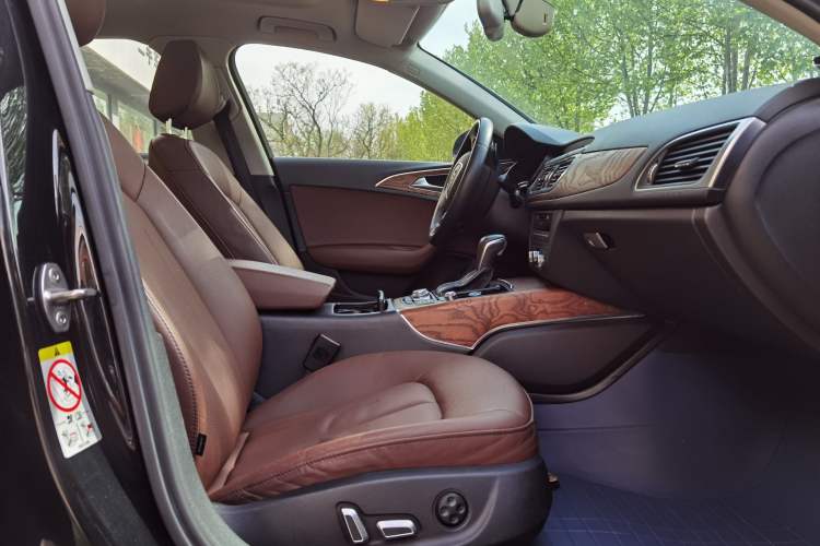 Used Audi A6L 2018 35 TFSI Collector's Edition Interior 3