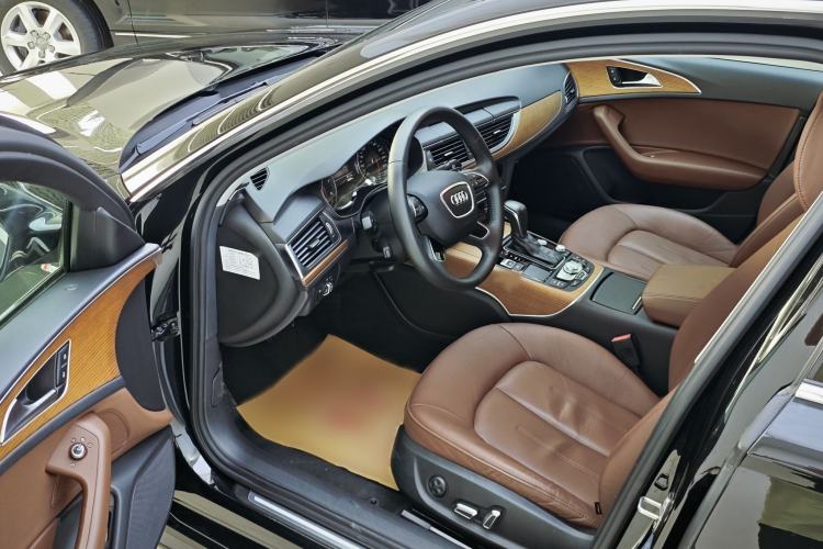 Used Audi A6L 2018 30th Anniversary Edition 30 FSI Style Model Interior 4