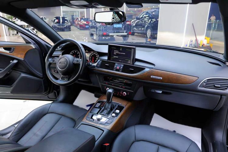 Used Audi A6L 2018 30th Anniversary Edition 45 TFSI quattro Sport model Interior 4