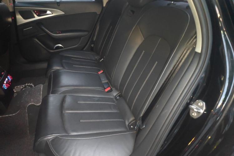 Used Audi A6L 2018 30th Anniversary Edition 35 TFSI Fashion Model Interior 4