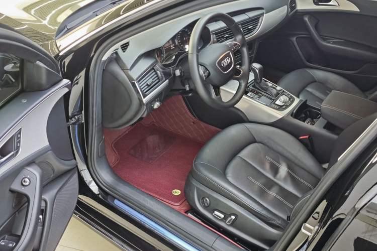 Used Audi A6L 2018 30th Anniversary Edition TFSI Trendy Model Interior 4