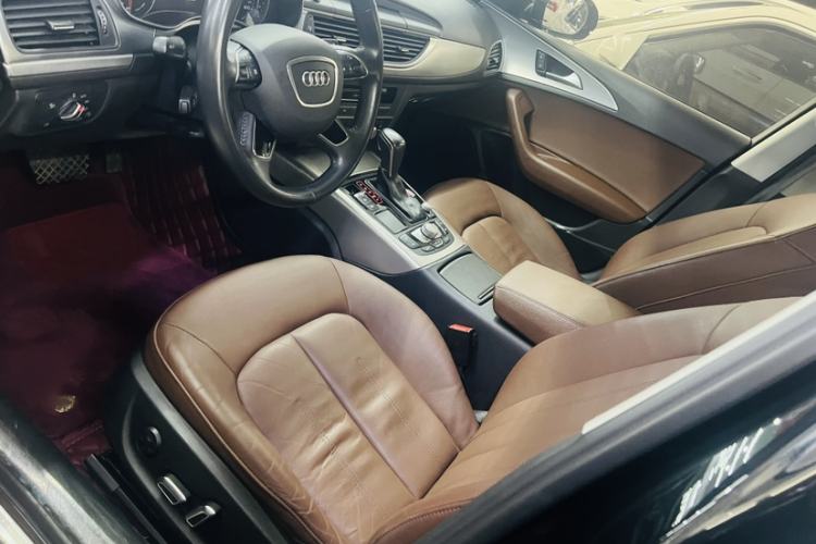 Used Audi A6L 2018 30th Anniversary Edition TFSI Trendy Model Interior 4
