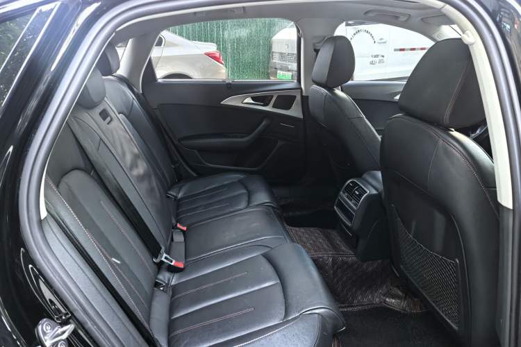 Used Audi A6L 2018 30th Anniversary Edition 35 TFSI Fashion Model Interior 4